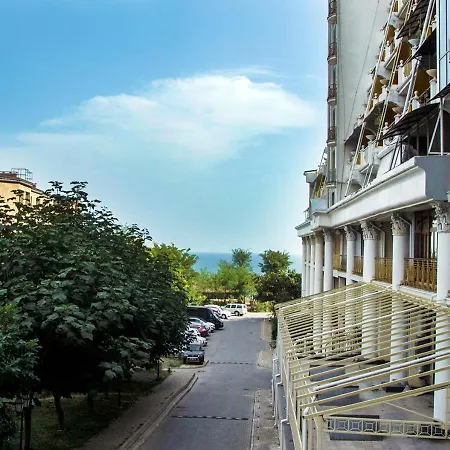 Arkadia Palace